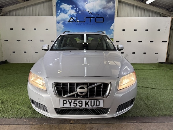 Used Volvo V70 2010 for sale - 76193992: Photo 64