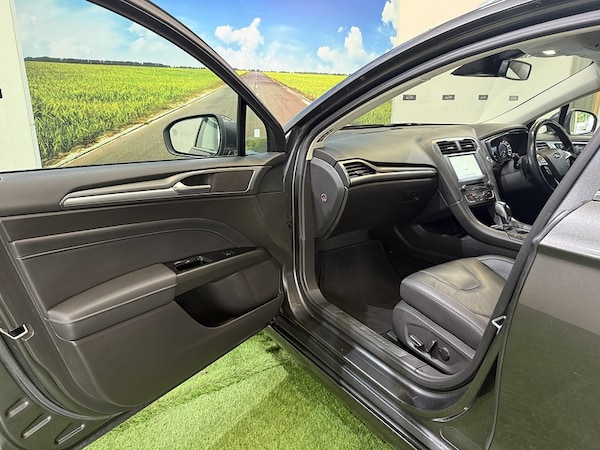 Used Ford Mondeo 2018 for sale - 76193964: Photo 50