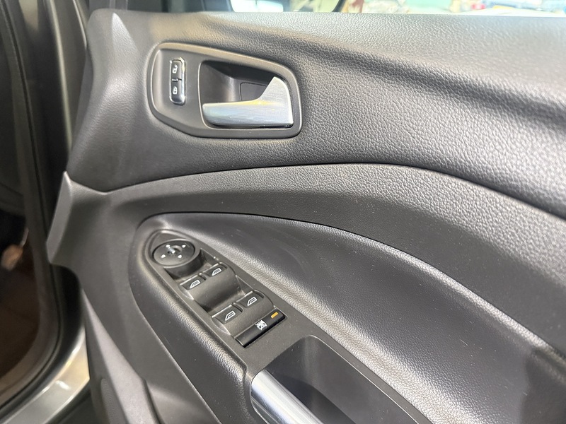 Used Ford Kuga 2013 for sale - 77258893: Photo 17