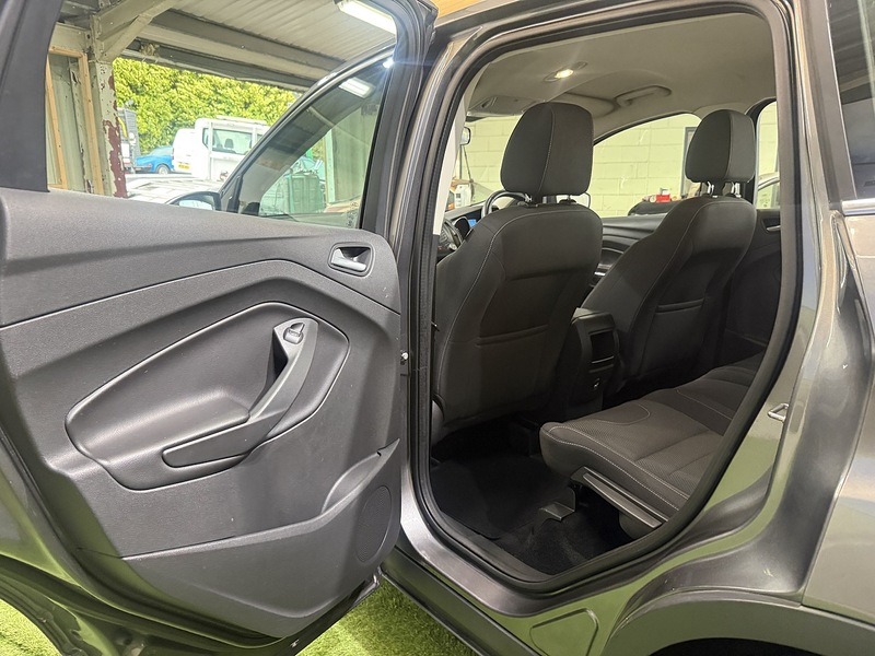 Used Ford Kuga 2013 for sale - 77258893: Photo 37