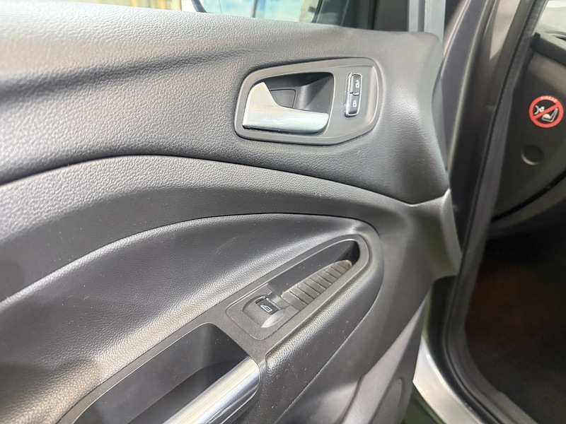 Used Ford Kuga 2013 for sale - 77258893: Photo 43