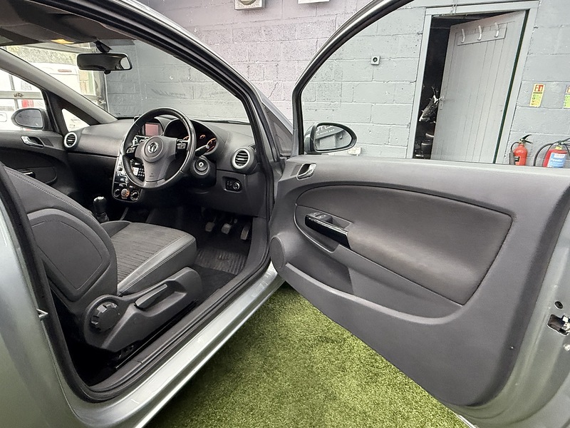Used Vauxhall Corsa 2014 for sale - 76320115: Photo 19