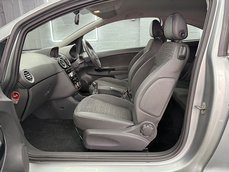 Used Vauxhall Corsa 2014 for sale - 76320115: Photo 35