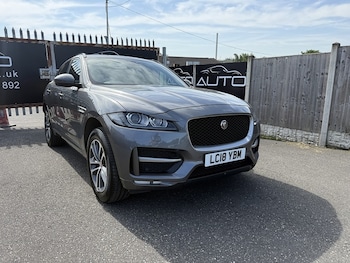 Used Jaguar F-Pace 2018 for sale - 79423288: Photo