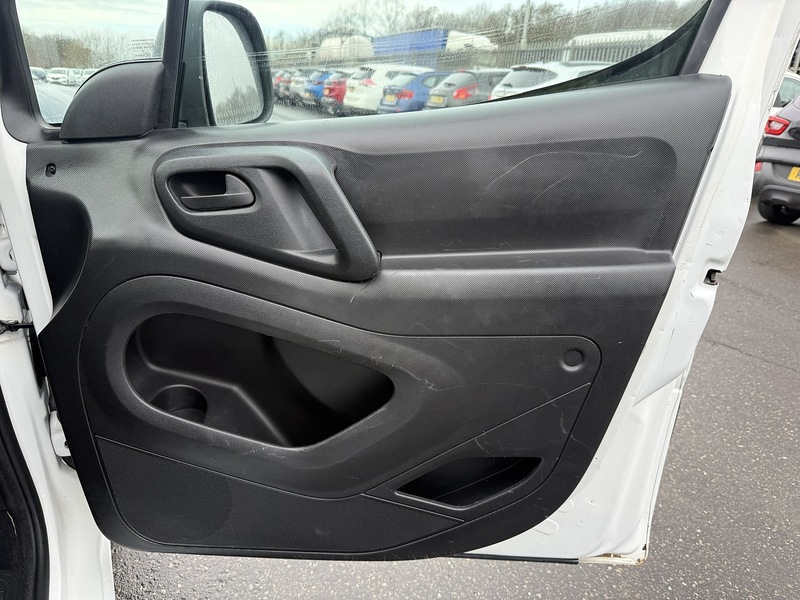 Used Peugeot Partner 2018 for sale - 77258932: Photo 16