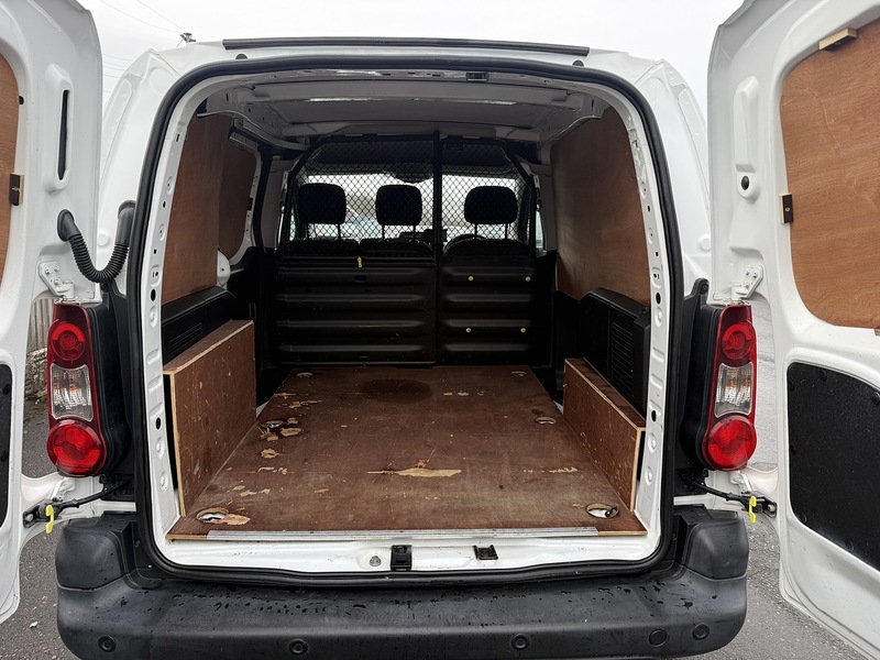 Used Peugeot Partner 2018 for sale - 77258932: Photo 24