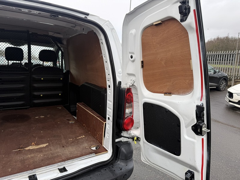 Used Peugeot Partner 2018 for sale - 77258932: Photo 28