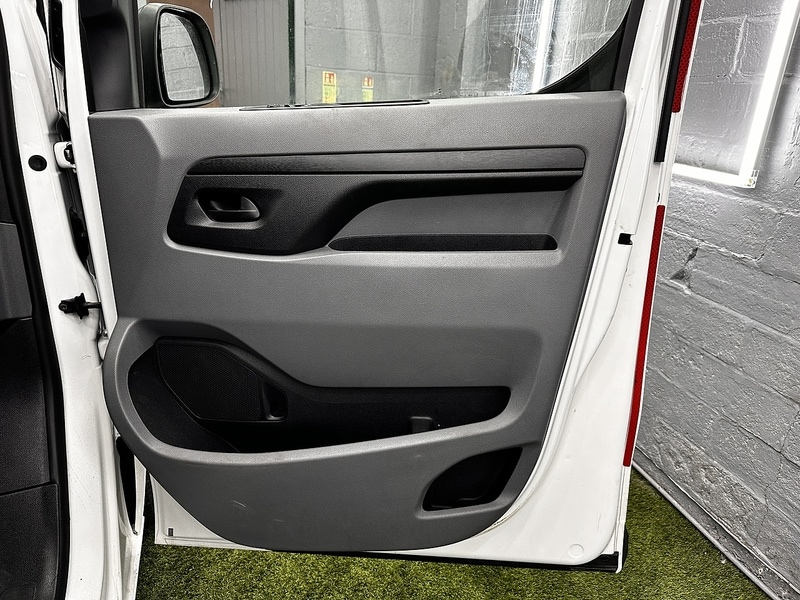 Used Vauxhall Vivaro 2022 for sale - 76193953: Photo 24