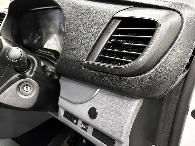 Used Vauxhall Vivaro 2022 for sale - 76193953: Photo 26
