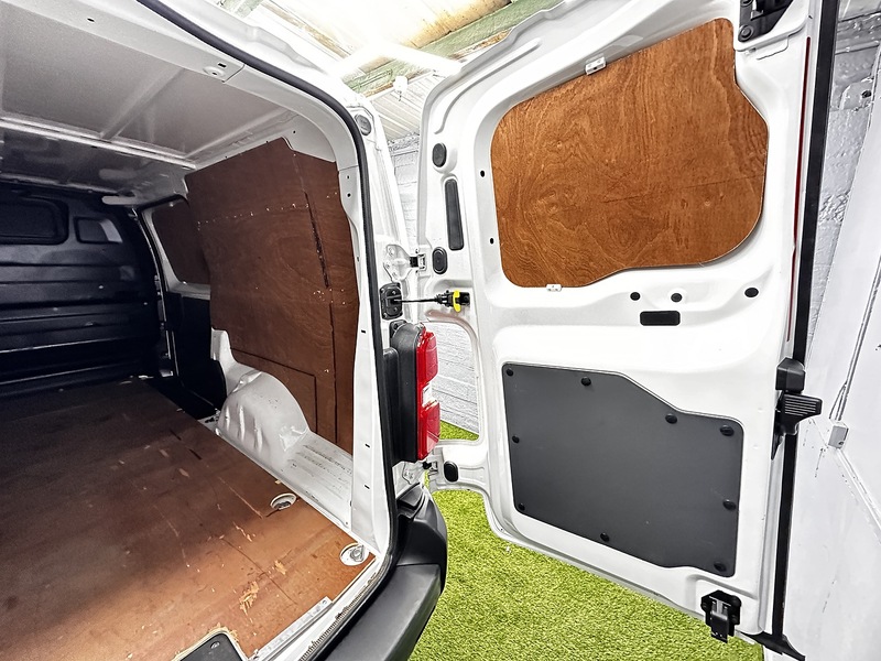 Used Vauxhall Vivaro 2022 for sale - 76193953: Photo 43