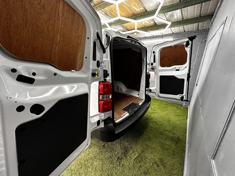 Used Vauxhall Vivaro 2022 for sale - 76193953: Photo 46