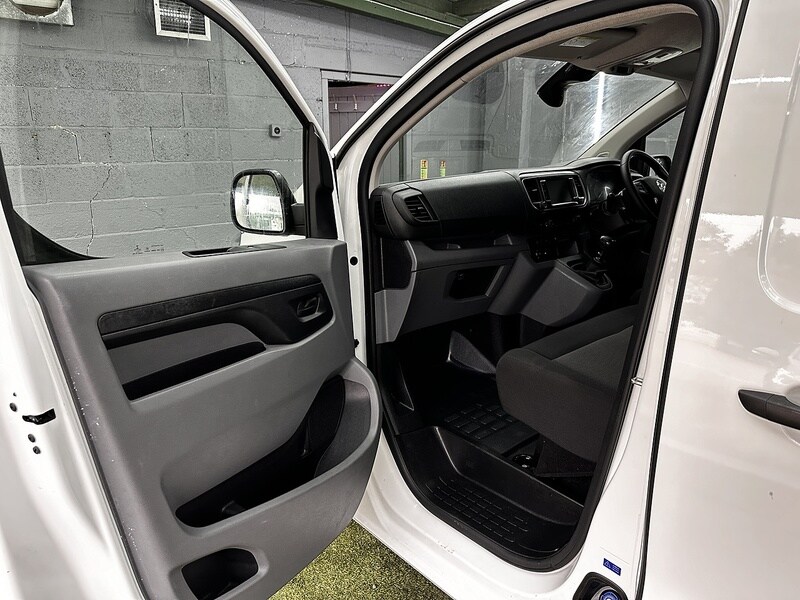 Used Vauxhall Vivaro 2022 for sale - 76193953: Photo 50