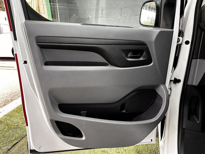 Used Vauxhall Vivaro 2022 for sale - 76193953: Photo 52
