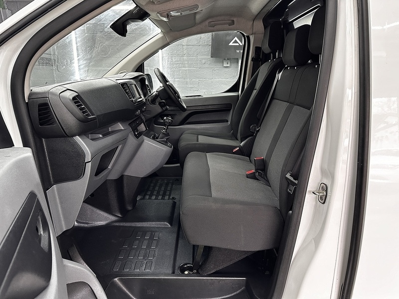 Used Vauxhall Vivaro 2022 for sale - 76193953: Photo 53