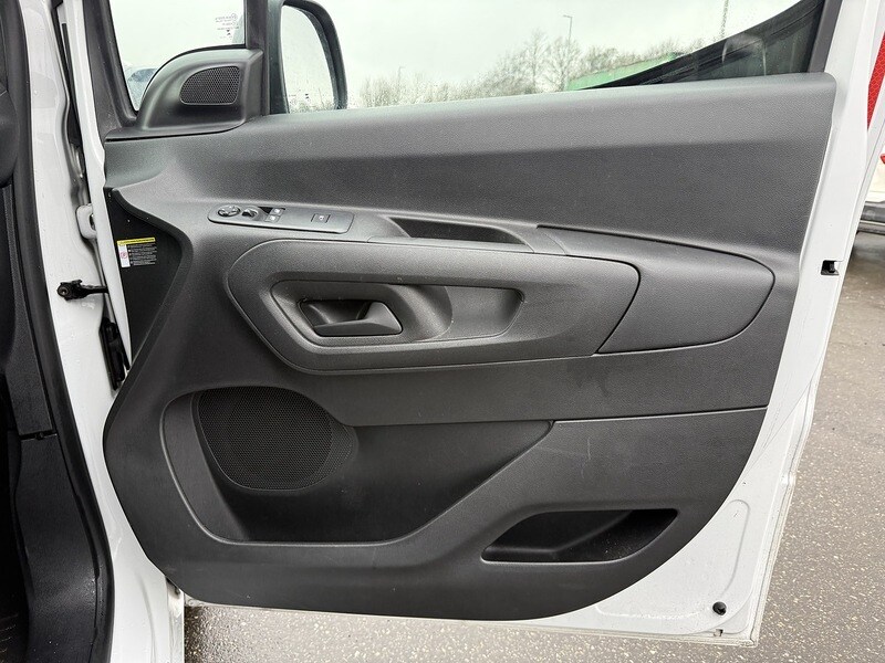 Used Vauxhall Combo 2023 for sale - 77547863: Photo 18