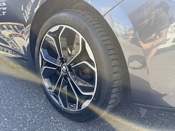 Used Renault Clio 2018 for sale - 79592703: Photo