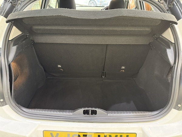 Used Citroen C3 2017 for sale - 76193945: Photo 27