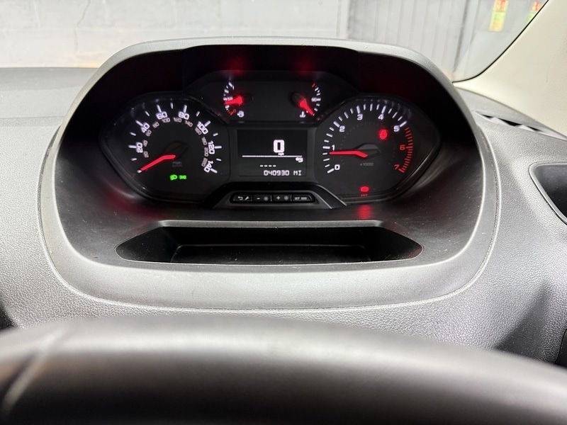 Used Peugeot Partner 2020 for sale - 76193929: Photo 26