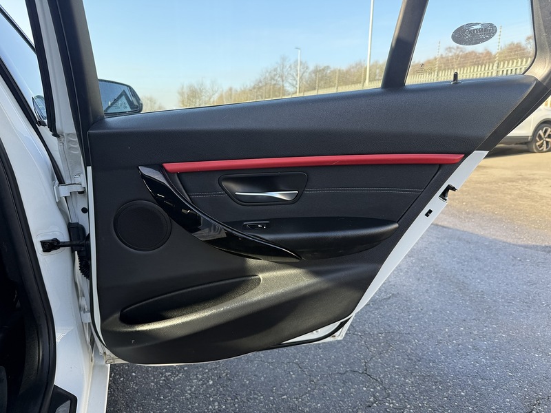 Used BMW 3 Series 2016 for sale - 77351223: Photo 33