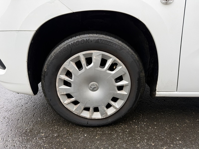 Used Vauxhall Combo 2021 for sale - 77547856: Photo 4