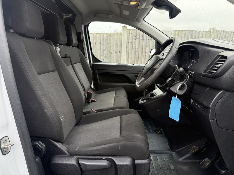 Used Vauxhall Vivaro 2023 for sale - 77258928: Photo 14