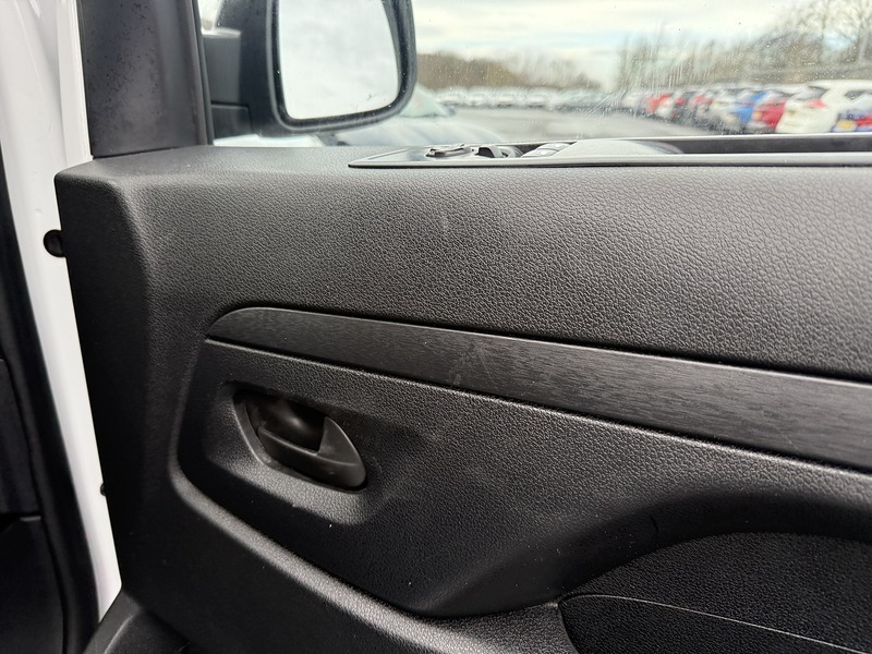 Used Vauxhall Vivaro 2023 for sale - 77258928: Photo 15