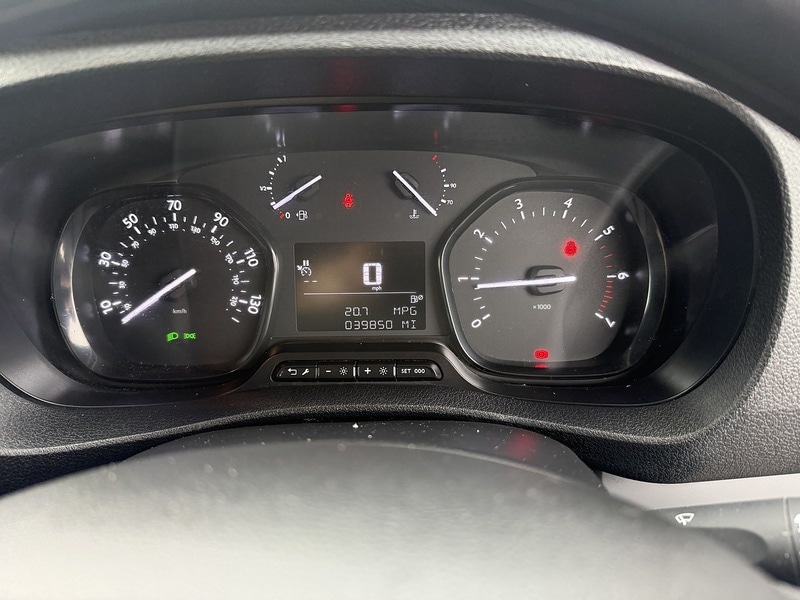 Used Vauxhall Vivaro 2023 for sale - 77258928: Photo 21