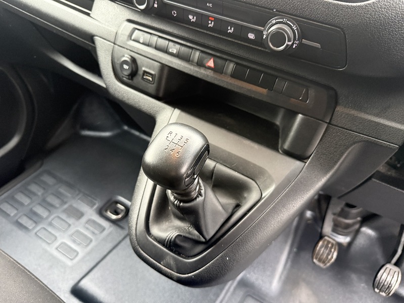 Used Vauxhall Vivaro 2023 for sale - 77258928: Photo 23