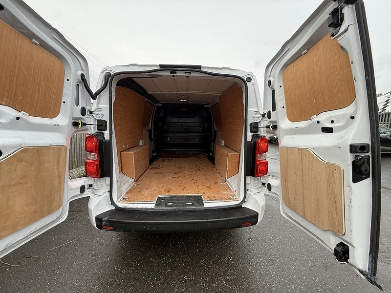 Used Vauxhall Vivaro 2023 for sale - 77258928: Photo 30