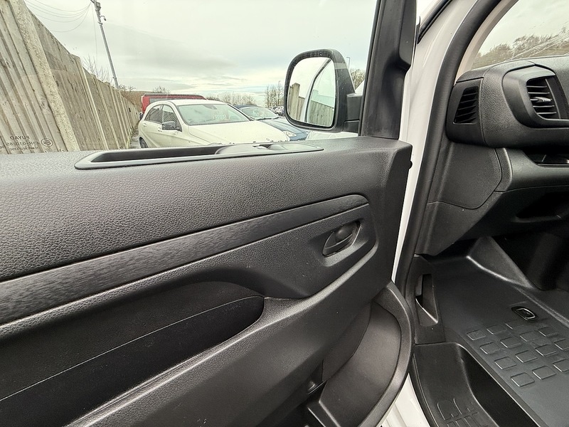 Used Vauxhall Vivaro 2023 for sale - 77258928: Photo 36