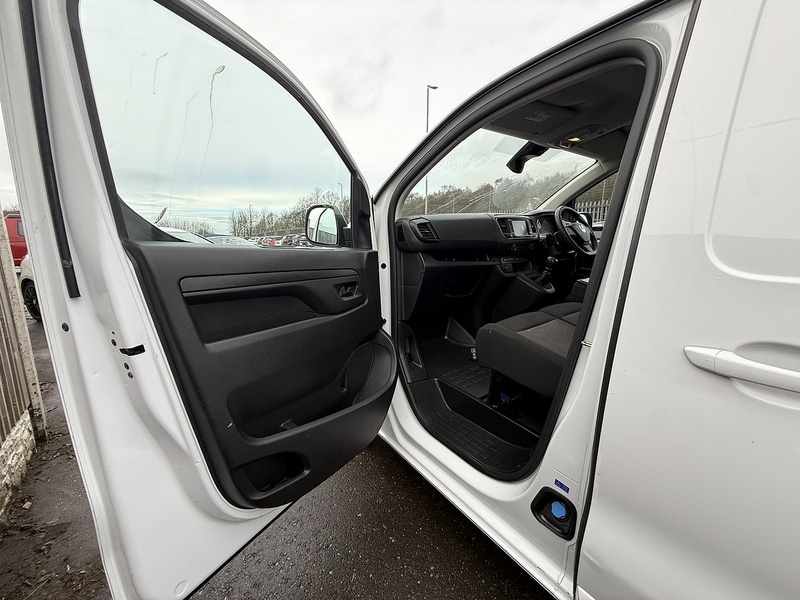 Used Vauxhall Vivaro 2023 for sale - 77258928: Photo 37