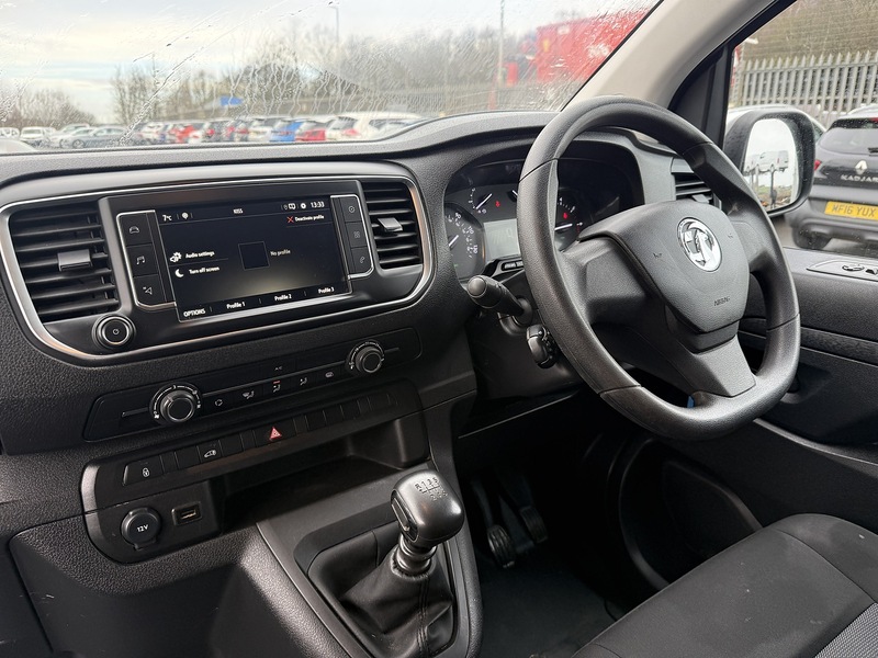 Used Vauxhall Vivaro 2023 for sale - 77258928: Photo 42