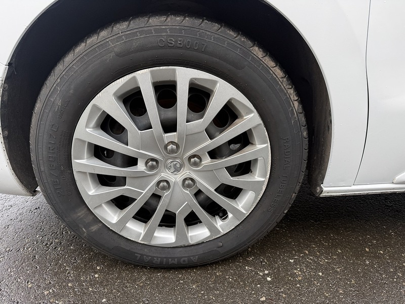 Used Vauxhall Vivaro 2023 for sale - 77258928: Photo 5