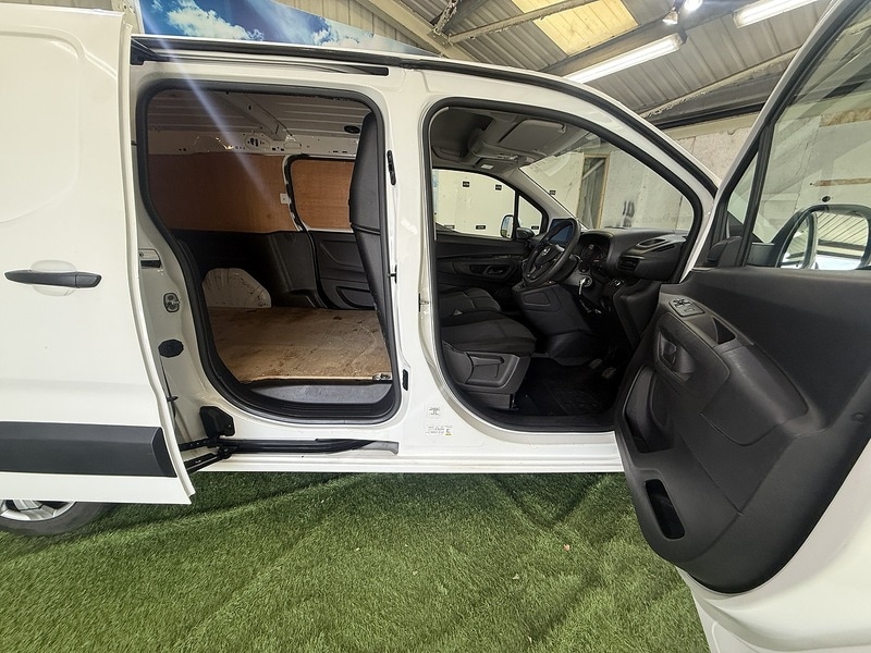 Used Vauxhall Combo 2021 for sale - 76444666: Photo 29