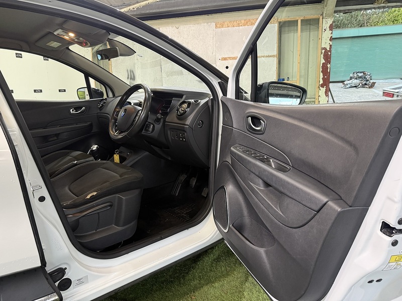 Used Renault Captur for sale - 77258862: Photo 17