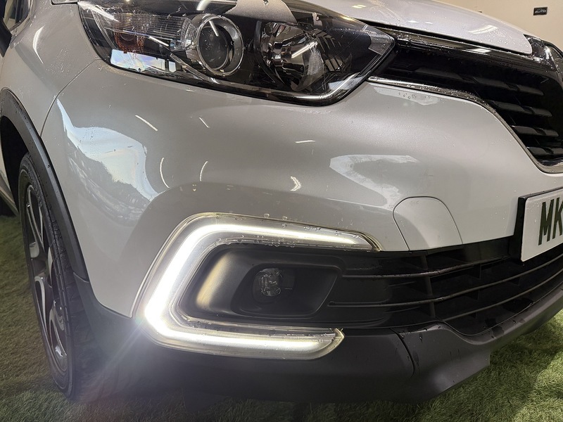 Used Renault Captur for sale - 77258862: Photo 2