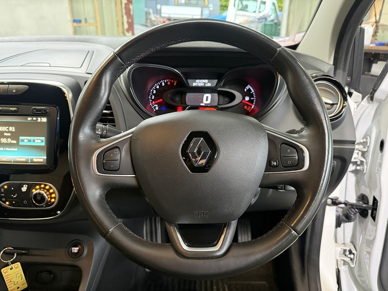 Used Renault Captur for sale - 77258862: Photo 23