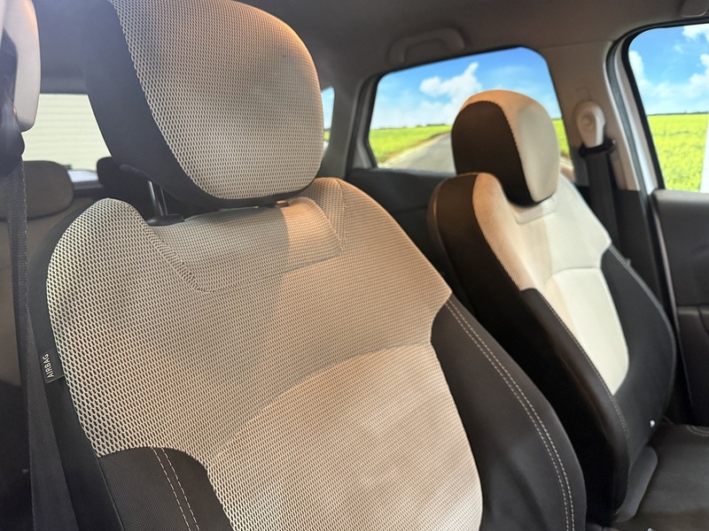 Used Renault Captur for sale - 77258862: Photo 24