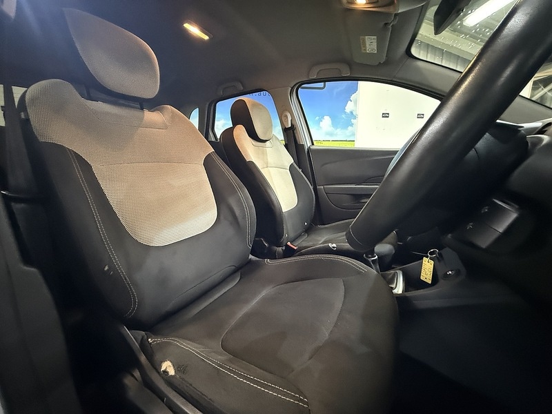 Used Renault Captur for sale - 77258862: Photo 25