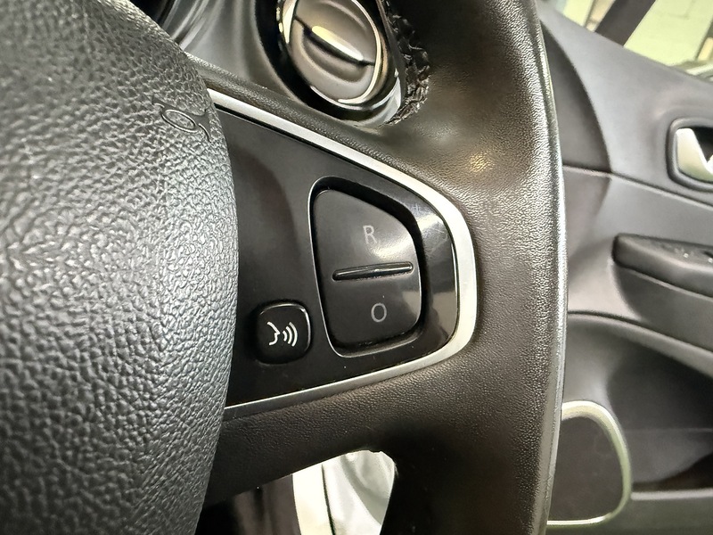 Used Renault Captur for sale - 77258862: Photo 27