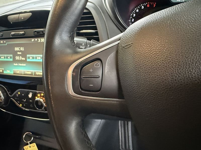 Used Renault Captur for sale - 77258862: Photo 28