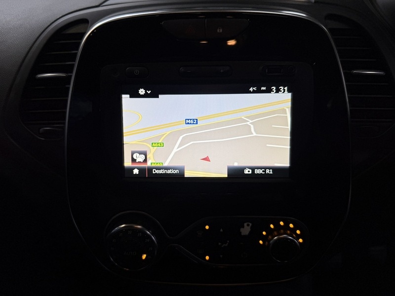Used Renault Captur for sale - 77258862: Photo 30