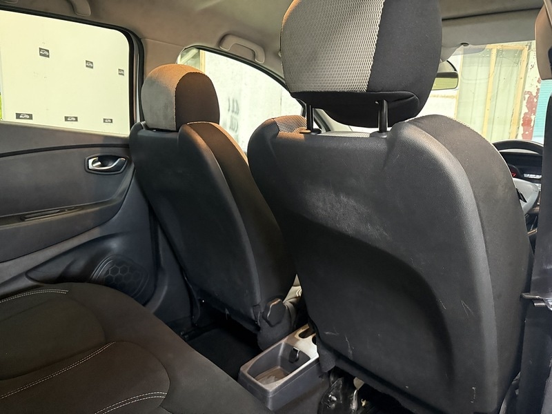 Used Renault Captur for sale - 77258862: Photo 35