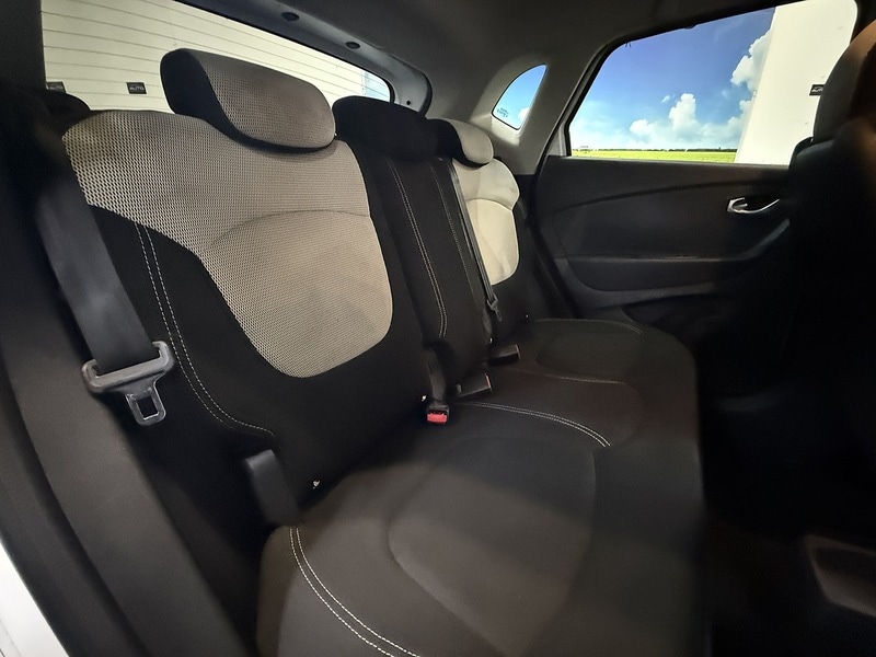Used Renault Captur for sale - 77258862: Photo 40