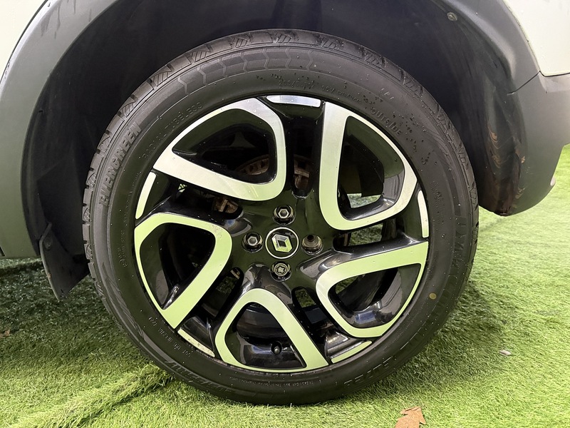 Used Renault Captur for sale - 77258862: Photo 9