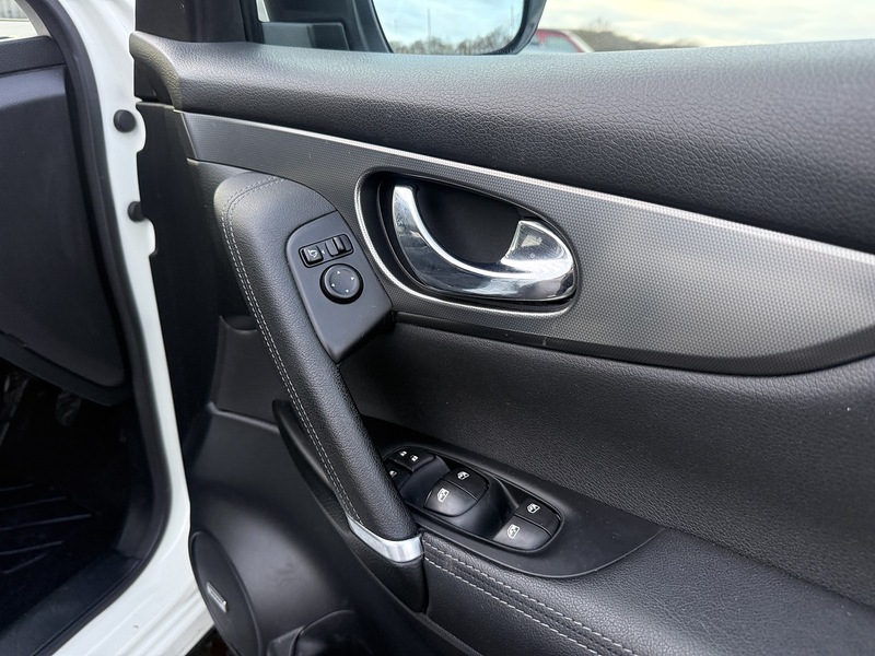 Used Nissan Qashqai 2018 for sale - 77258910: Photo 18