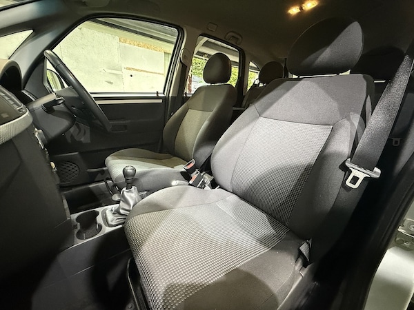 Used Vauxhall Meriva 2010 for sale - 76193976: Photo 33