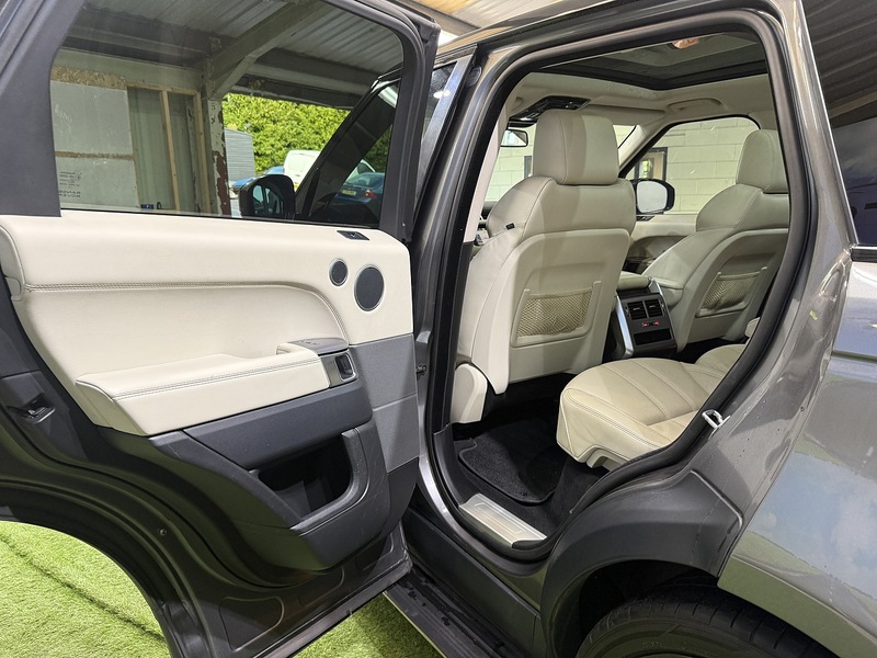 Used Land Rover Range Rover Sport 2014 for sale - 77258890: Photo 48