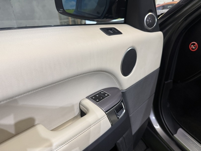 Used Land Rover Range Rover Sport 2014 for sale - 77258890: Photo 54