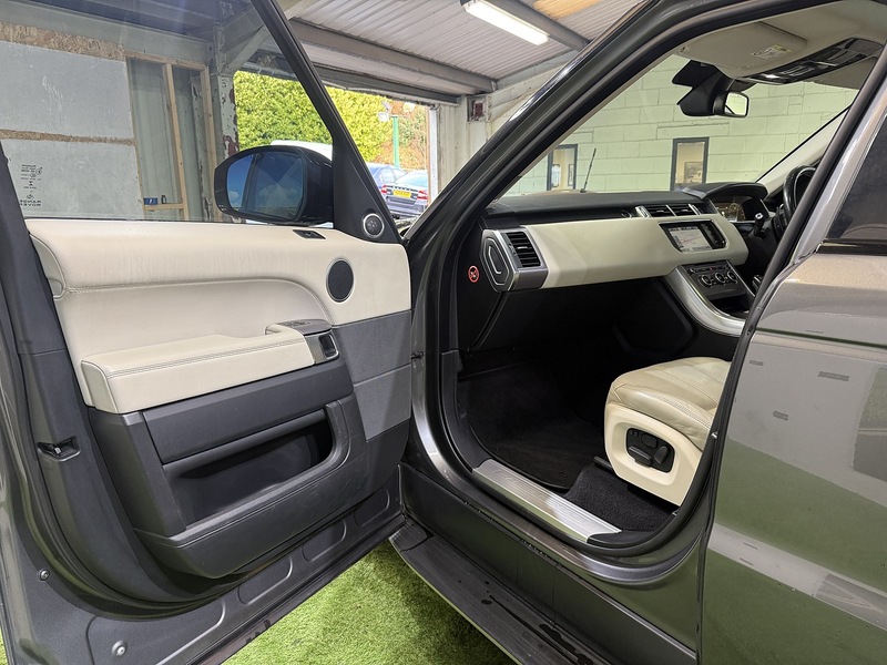 Used Land Rover Range Rover Sport 2014 for sale - 77258890: Photo 55